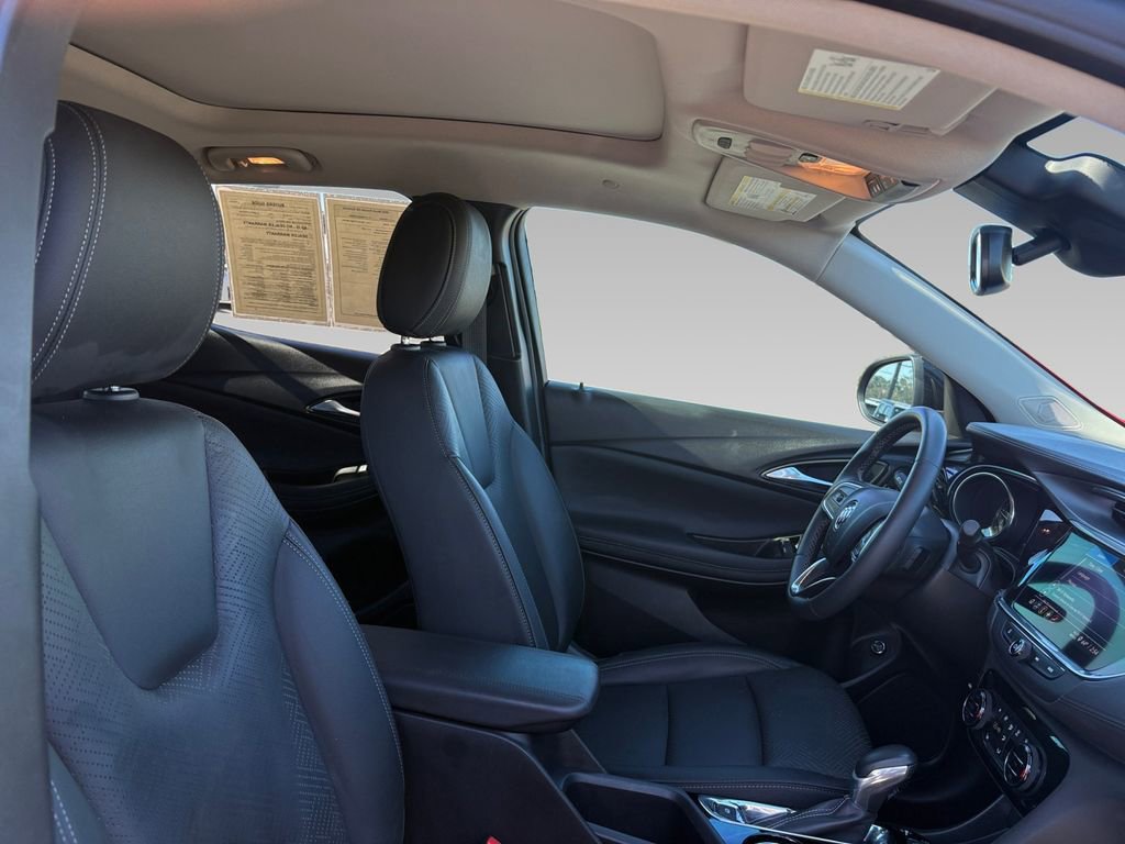 Used 2023 Buick Encore GX Essence w/ Experience Buick Package image 9