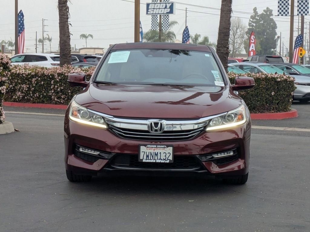 Certified 2017 Honda Accord EX-L image 3