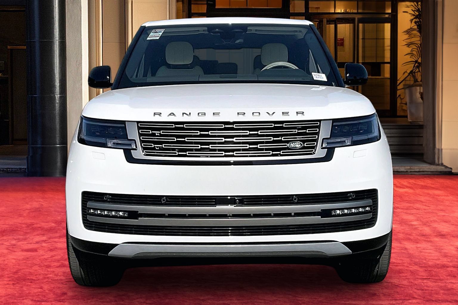 New 2026 Land Rover Range Rover SE AWD/4WD image 3