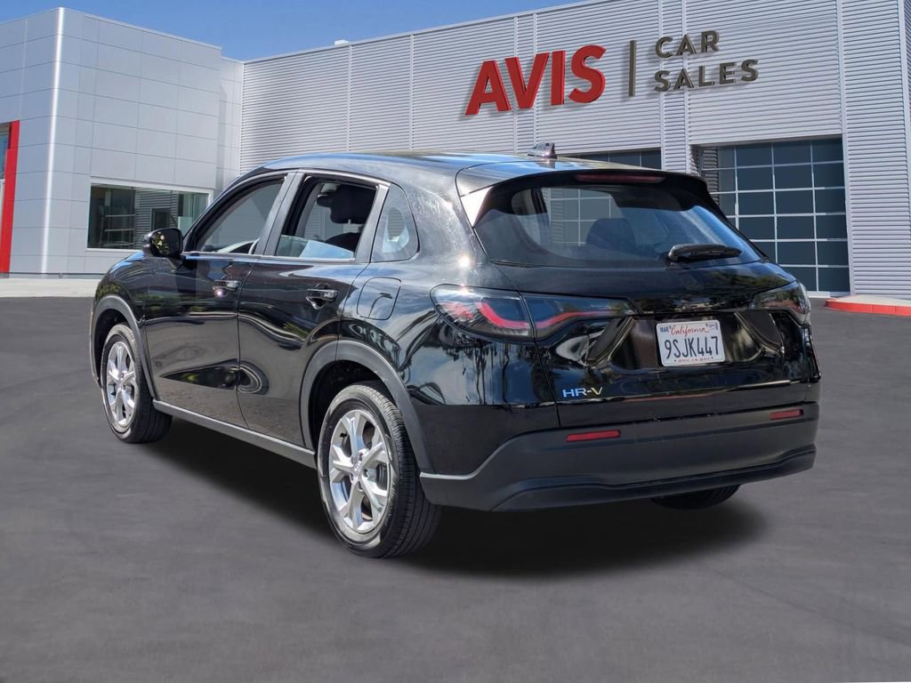 Used 2025 Honda HR-V LX image 9