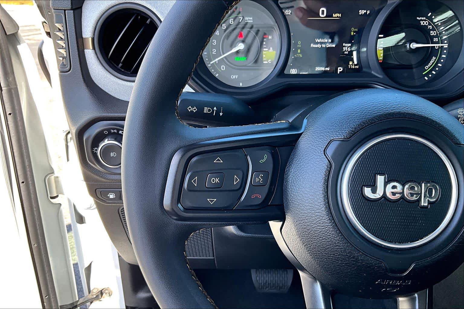 Used 2024 Jeep Wrangler Unlimited AWD/4WD image 22