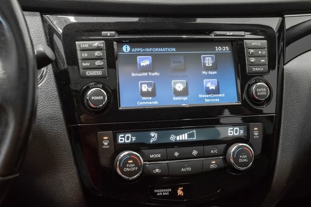 Used 2017 Nissan Rogue Sport SL w/ SL Premium Package image 19