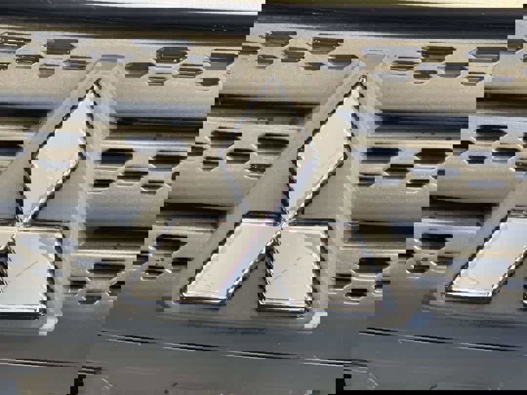 Used 2024 Mitsubishi Eclipse Cross SE image 10