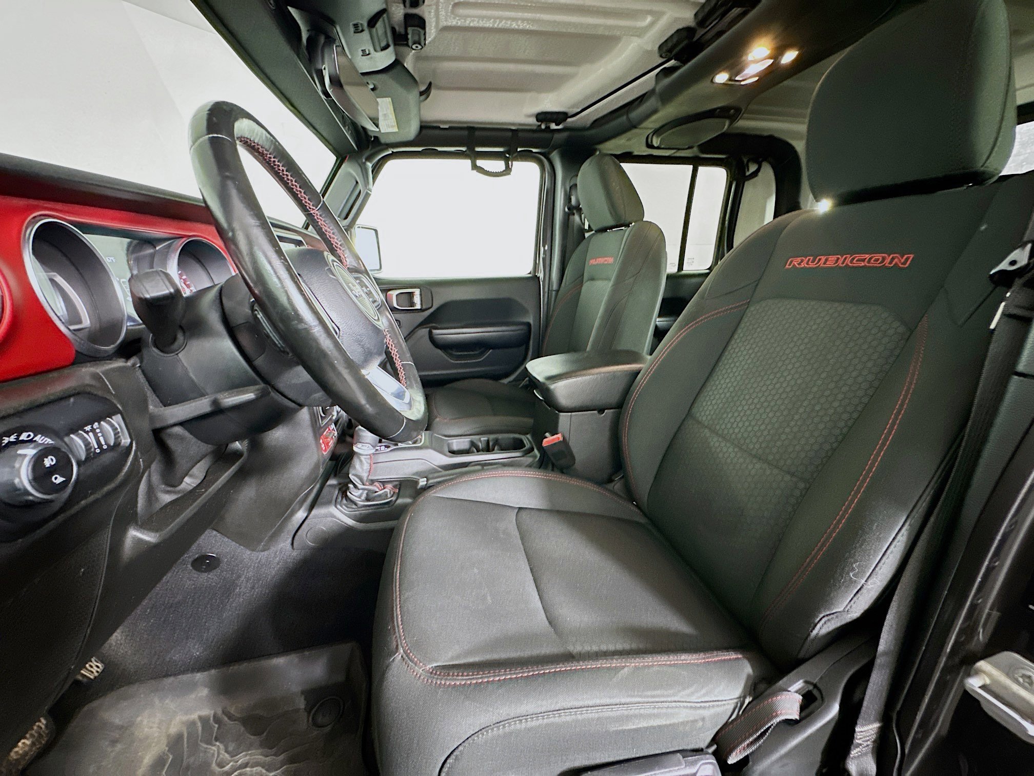 Used 2020 Jeep Gladiator Rubicon AWD/4WD image 13