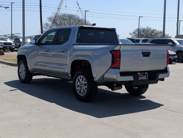 Used 2024 Toyota Tacoma SR5 RWD image 9