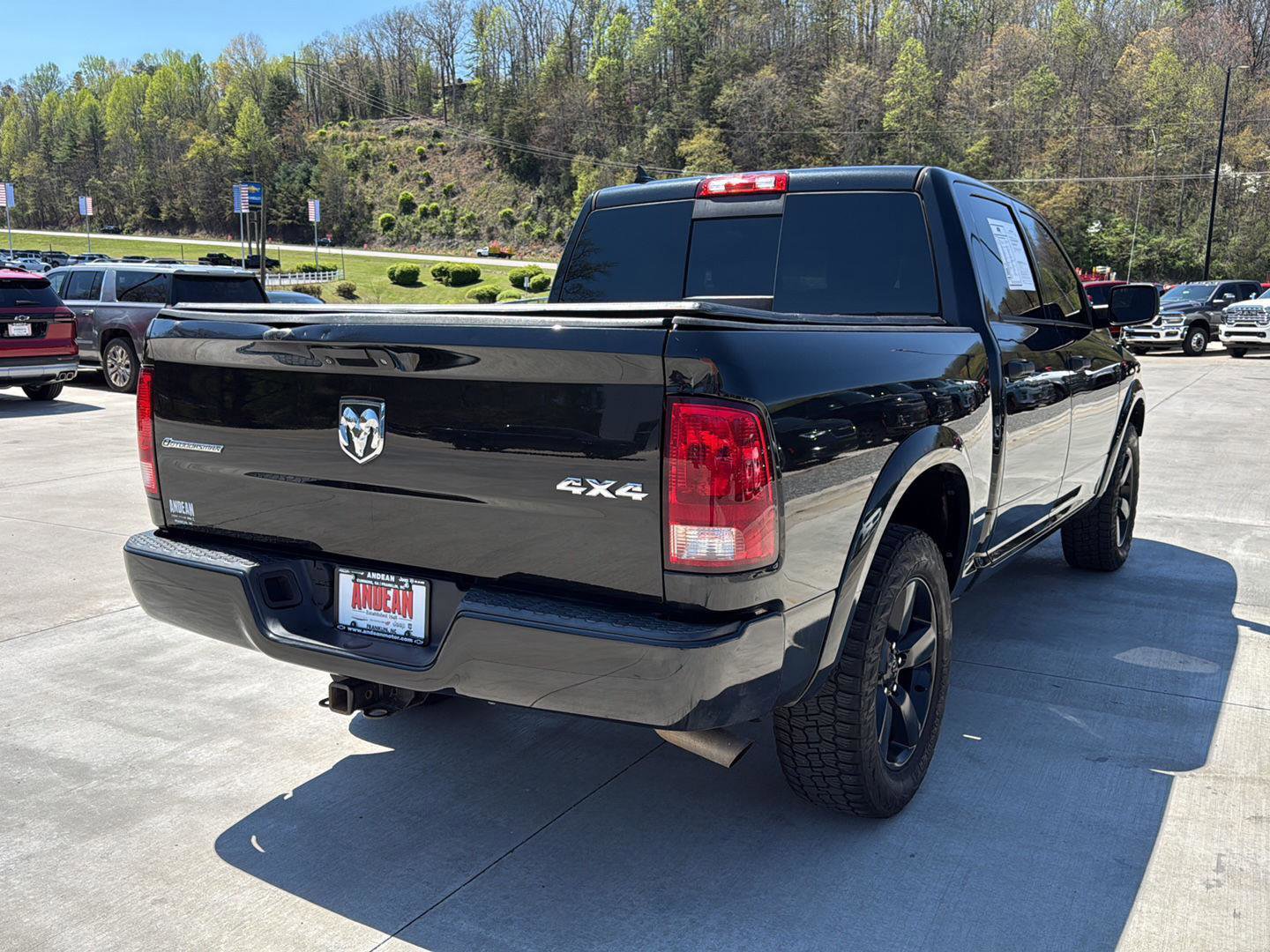Used 2015 RAM 1500 Outdoorsman w/ Pittsburgh Penguins Edition AWD/4WD image 7