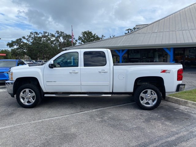 Used 2014 Chevrolet Silverado 2500 LTZ w/ LTZ Plus Package image 37