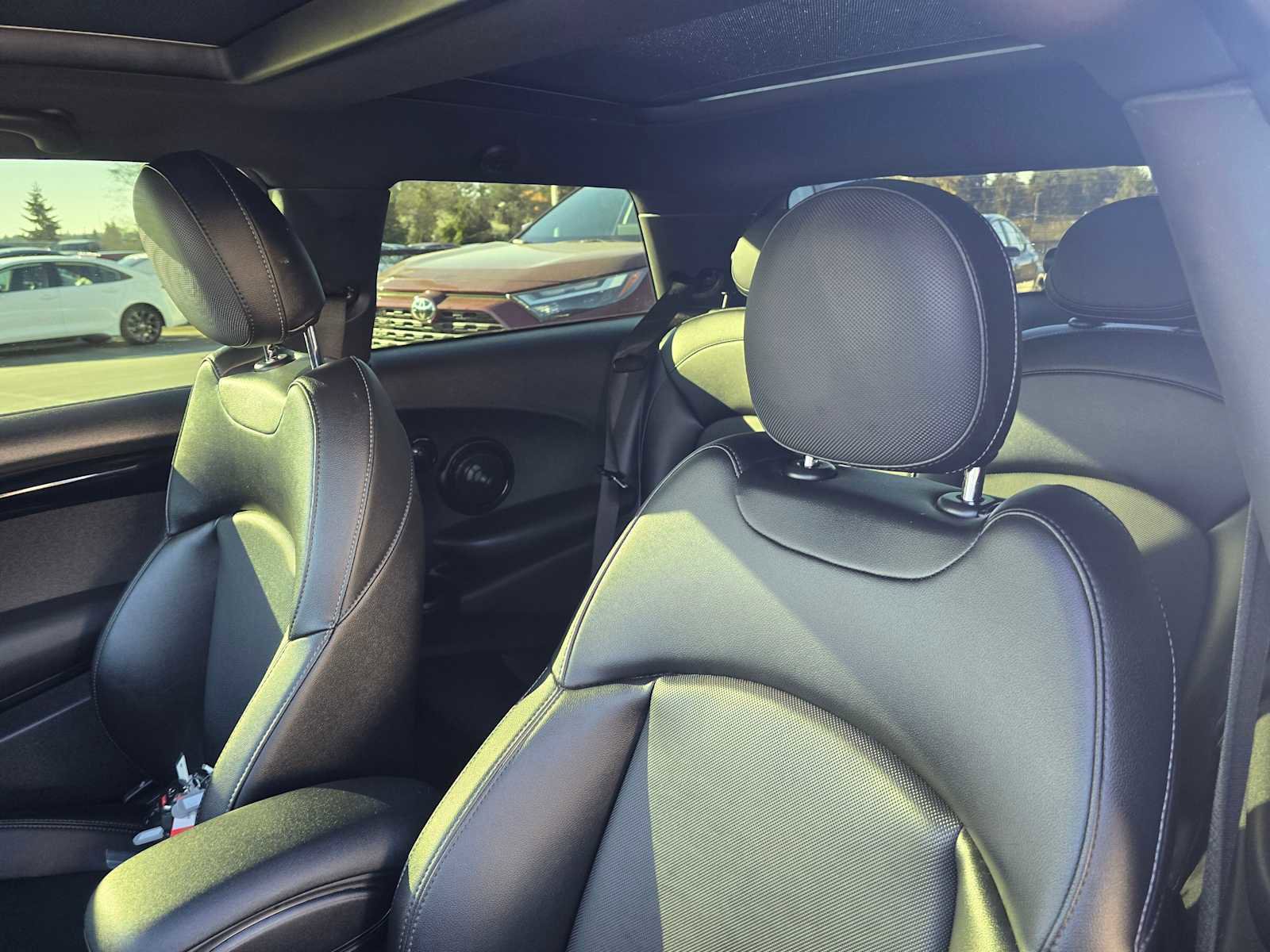 Used 2018 MINI Cooper S image 21