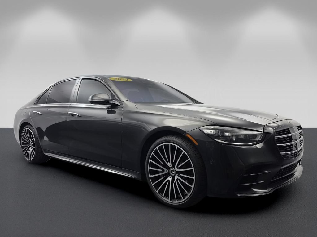 Used 2022 Mercedes-Benz S 580 4MATIC Sedan image 1