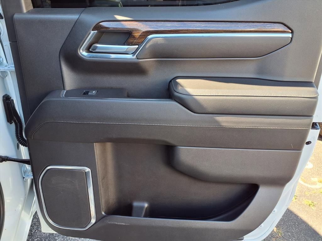 Used 2023 GMC Sierra 1500 Elevation image 8