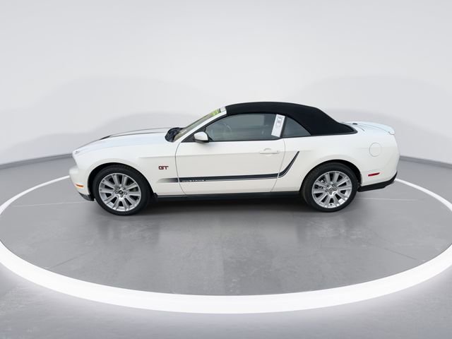 Used 2010 Ford Mustang GT image 4