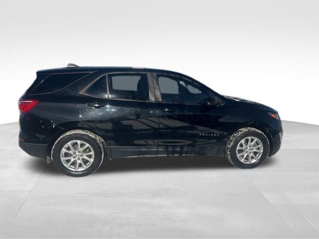 Used 2020 Chevrolet Equinox LS w/ LS Convenience Package image 8