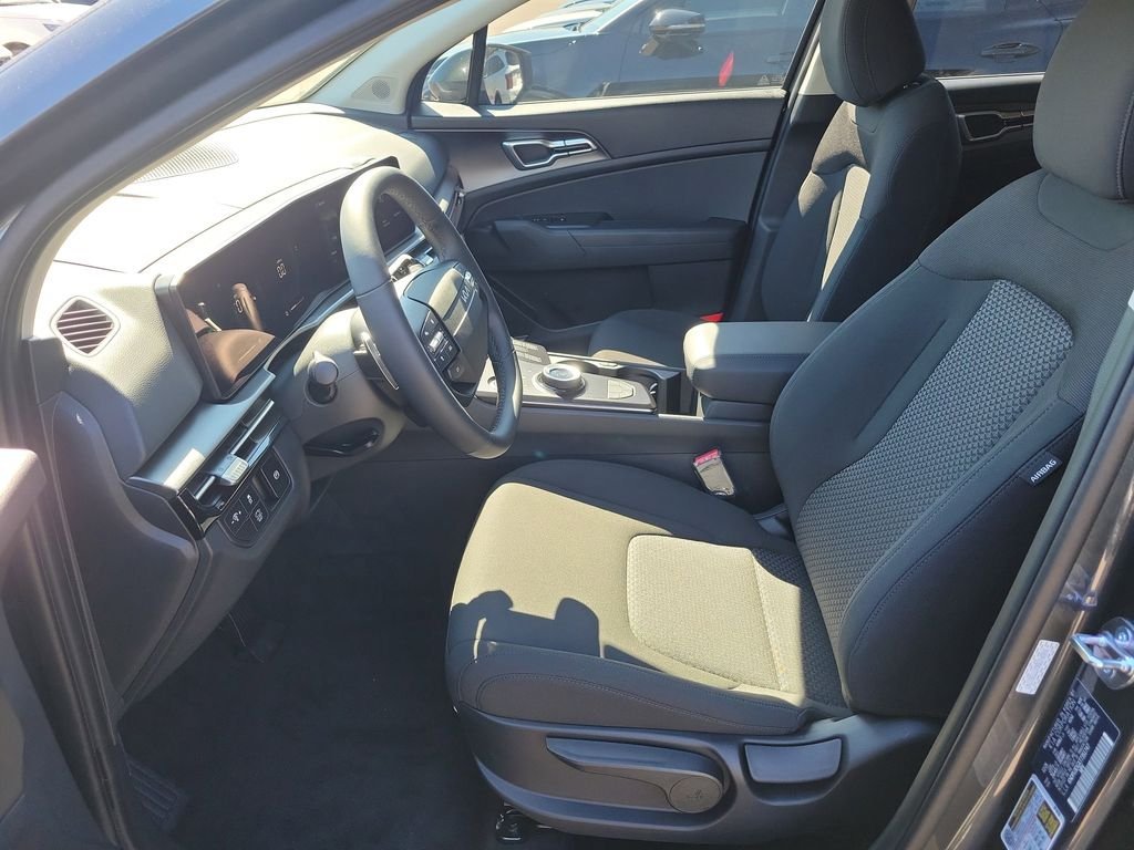 New 2026 Kia Sportage LX FWD image 21