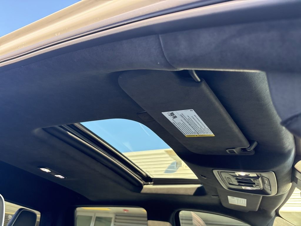 Used 2025 GMC Sierra 1500 AT4X image 18