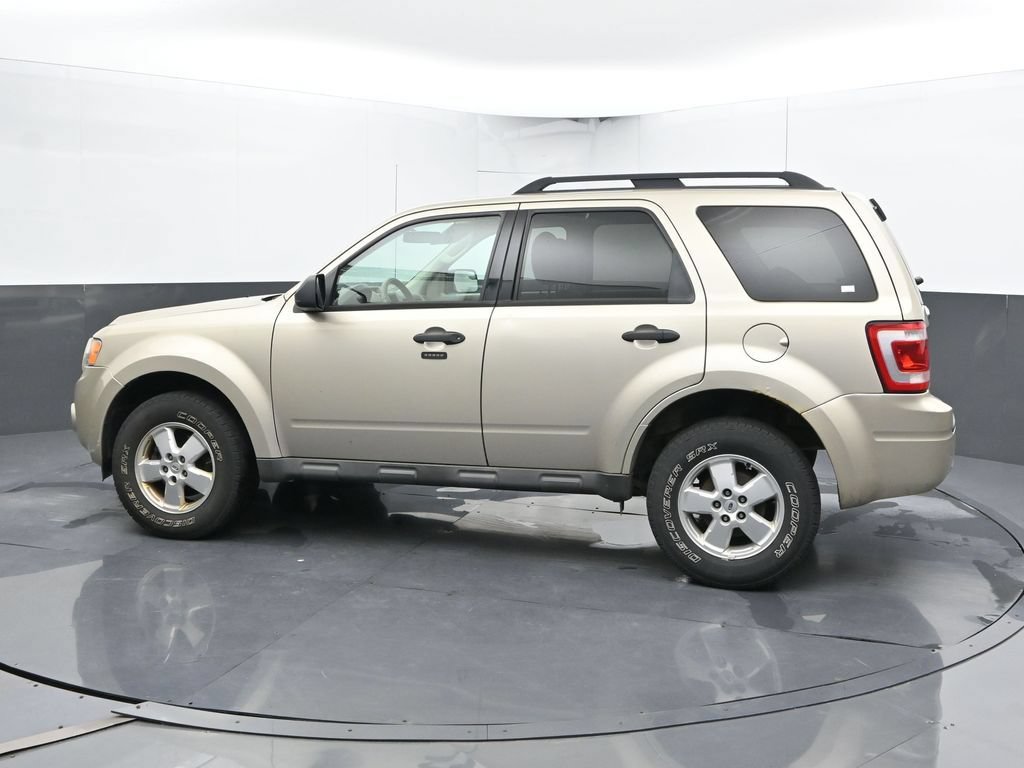 Used 2010 Ford Escape XLT FWD image 8