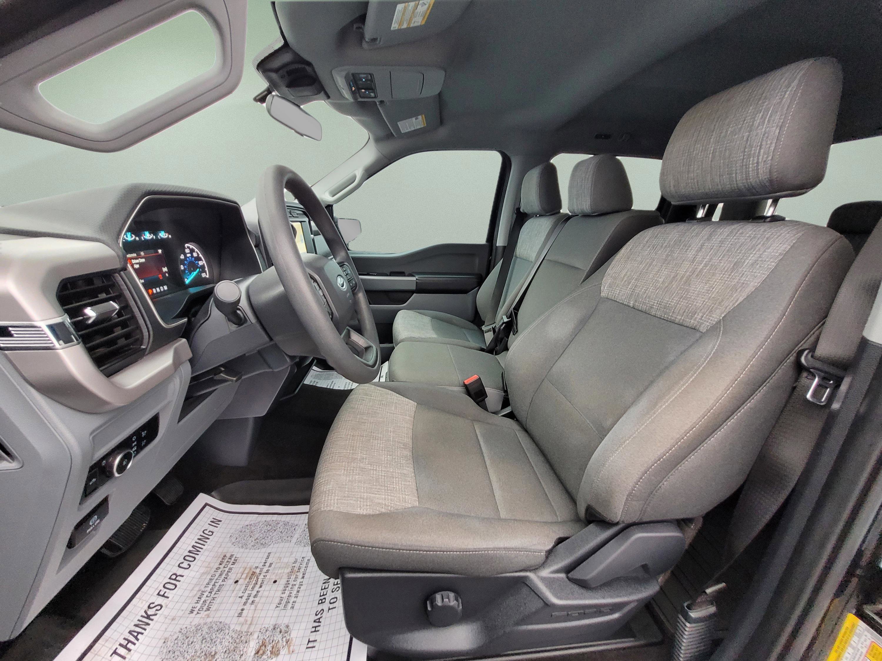 Used 2023 Ford F150 XLT w/ XTR Package image 28