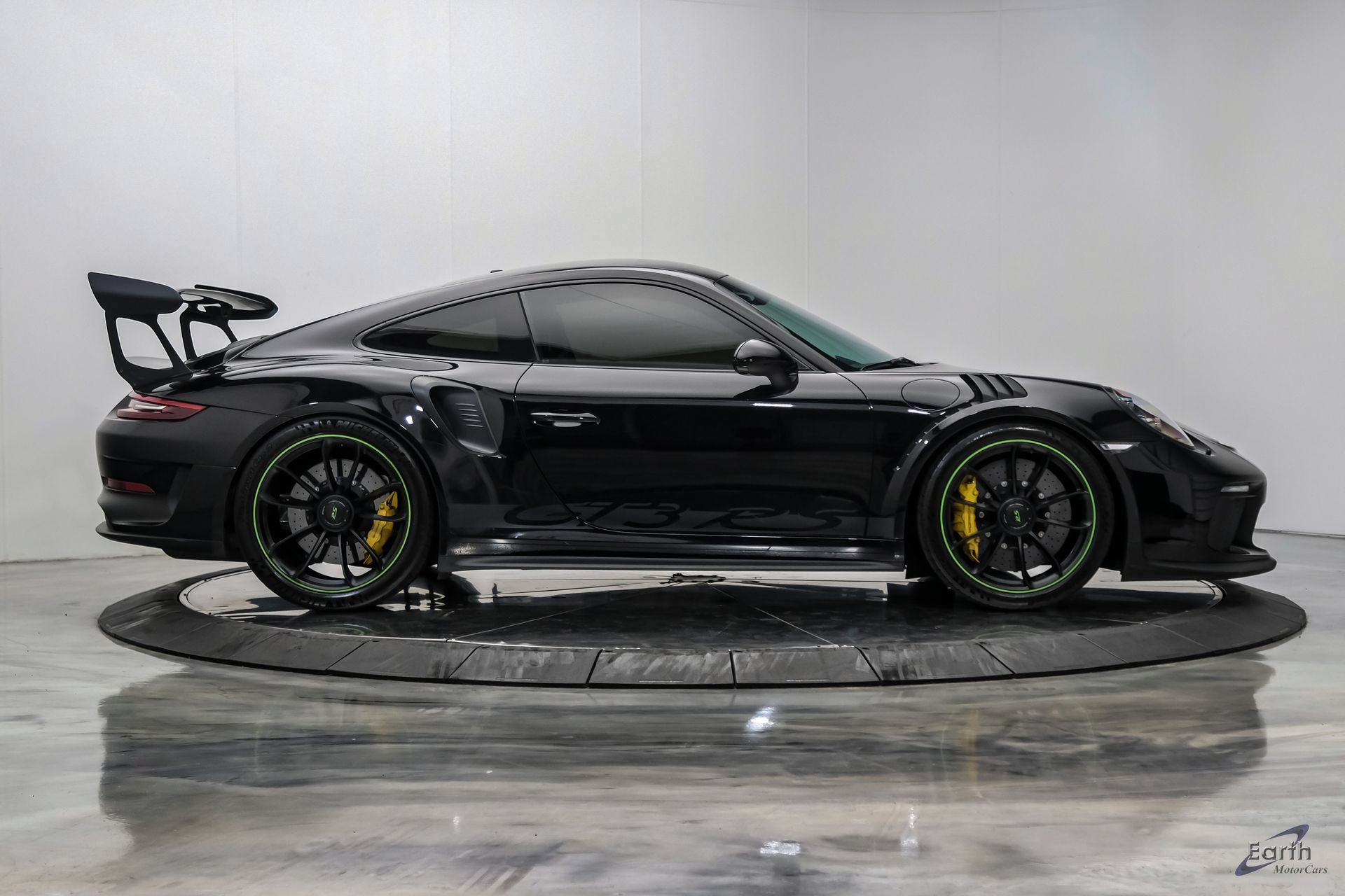 Used 2019 Porsche 911 GT3 RS RWD image 24