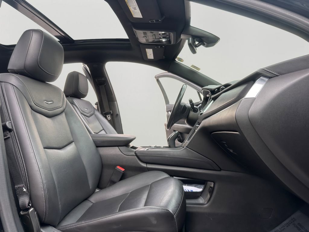 Used 2023 Cadillac XT5 Premium Luxury image 28