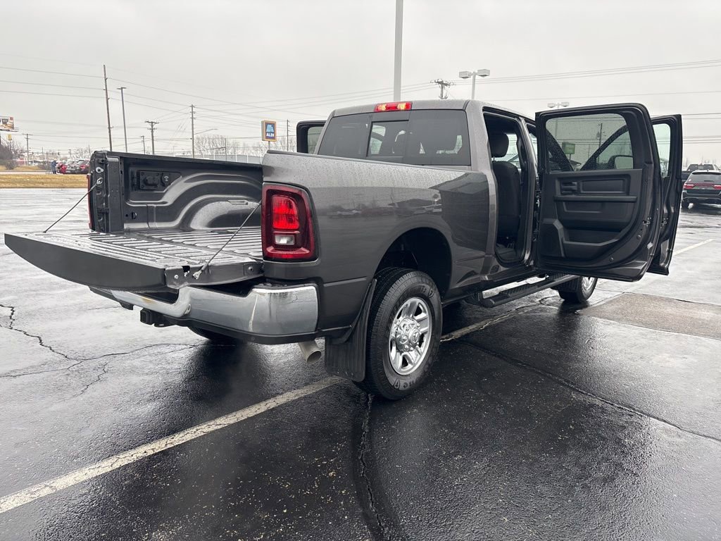Used 2025 RAM 3500 Tradesman image 17