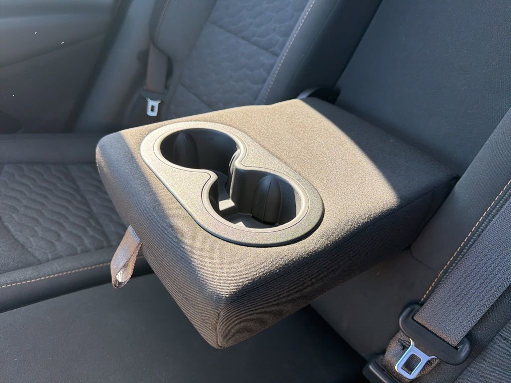 Used 2018 Chevrolet Equinox LT w/ Sun & Infotainment Package image 38