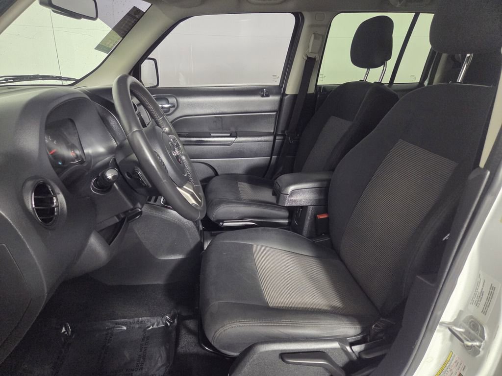 Used 2012 Jeep Patriot Latitude image 12