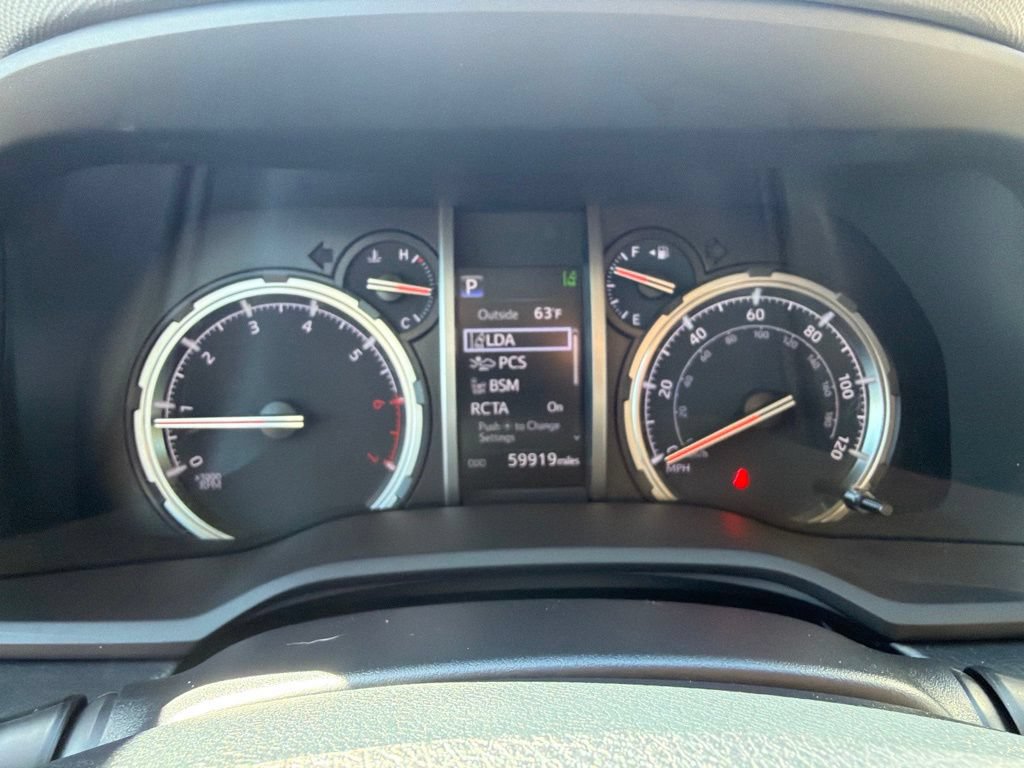 Used 2023 Toyota 4Runner Limited AWD/4WD image 26