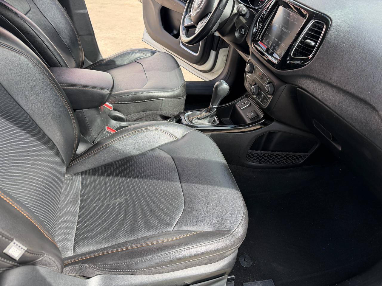 Used 2020 Jeep Compass Limited FWD image 17