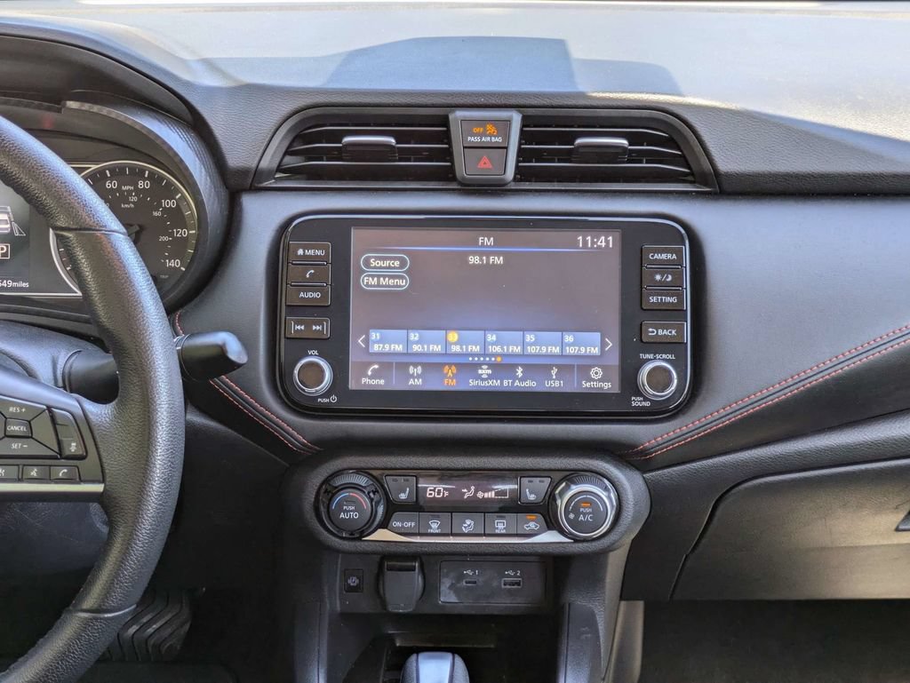 Used 2025 Nissan Versa SR FWD image 16