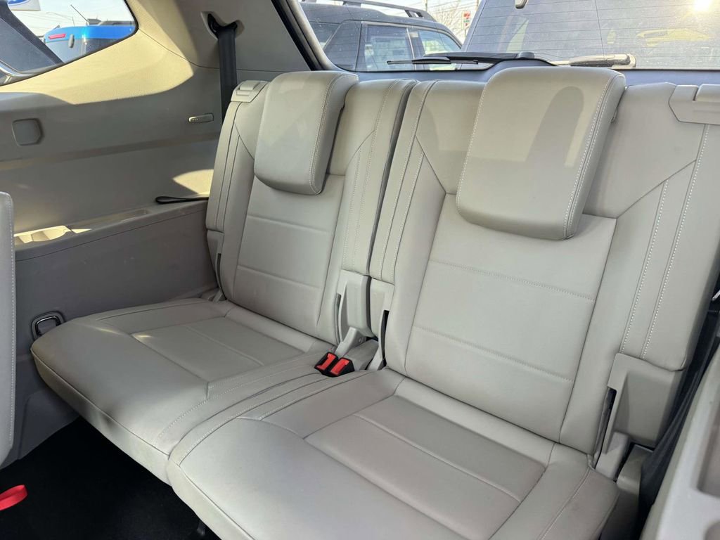 Used 2023 Volkswagen Atlas SE AWD/4WD image 31