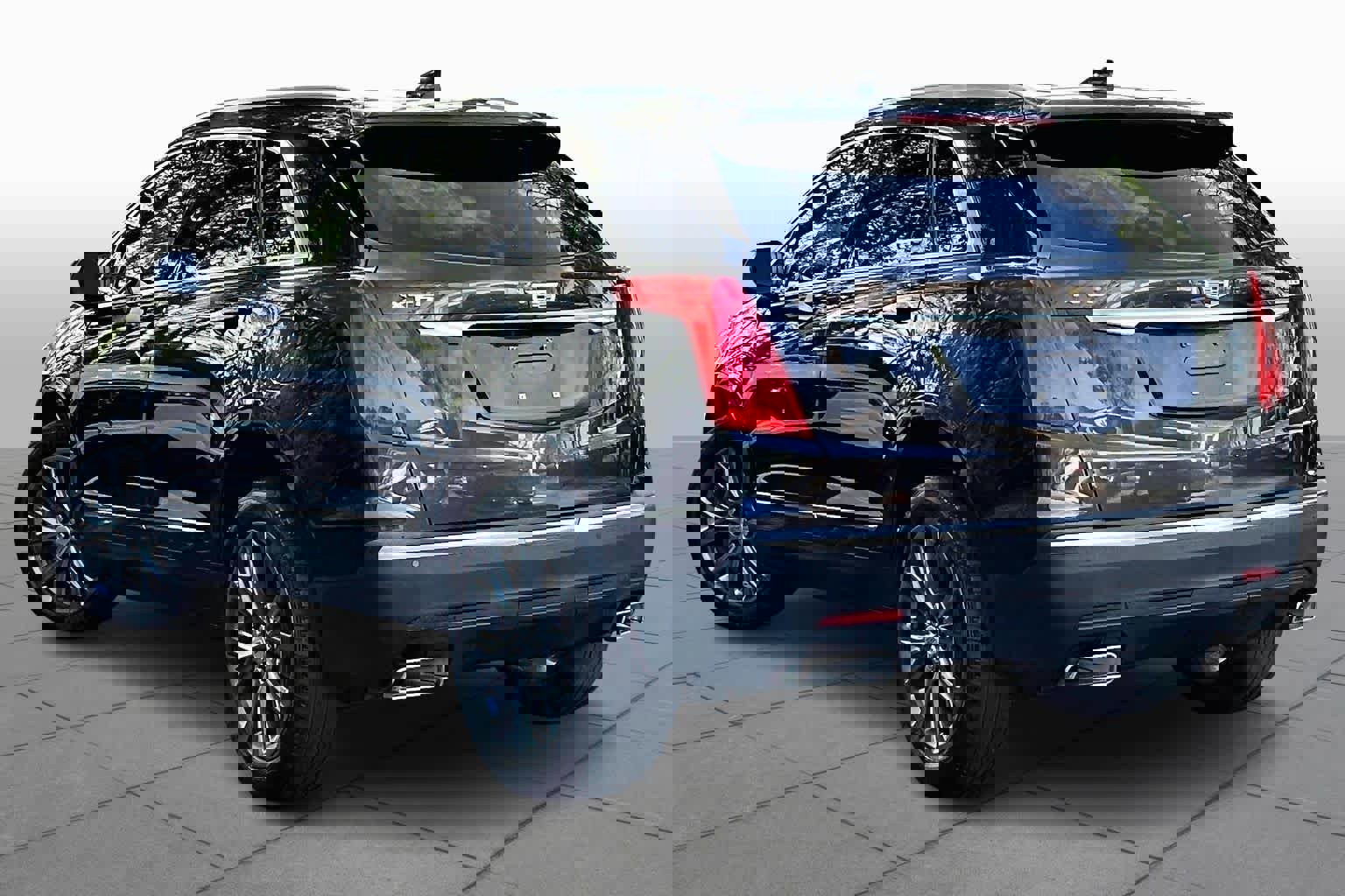 Used 2018 Cadillac XT5 FWD image 12