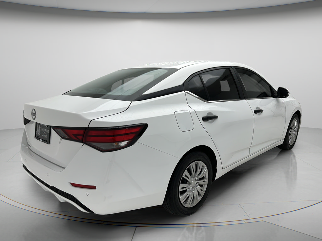 Used 2024 Nissan Sentra S FWD image 5
