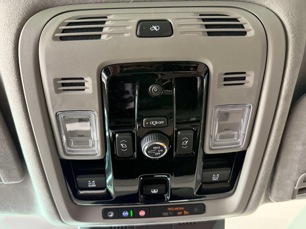 Used 2026 Cadillac Escalade Platinum Sport w/ LPO, ONYX Package AWD/4WD image 26