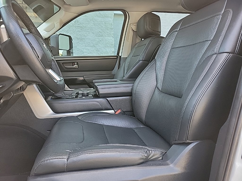 Used 2023 Toyota Tundra Limited AWD/4WD image 10