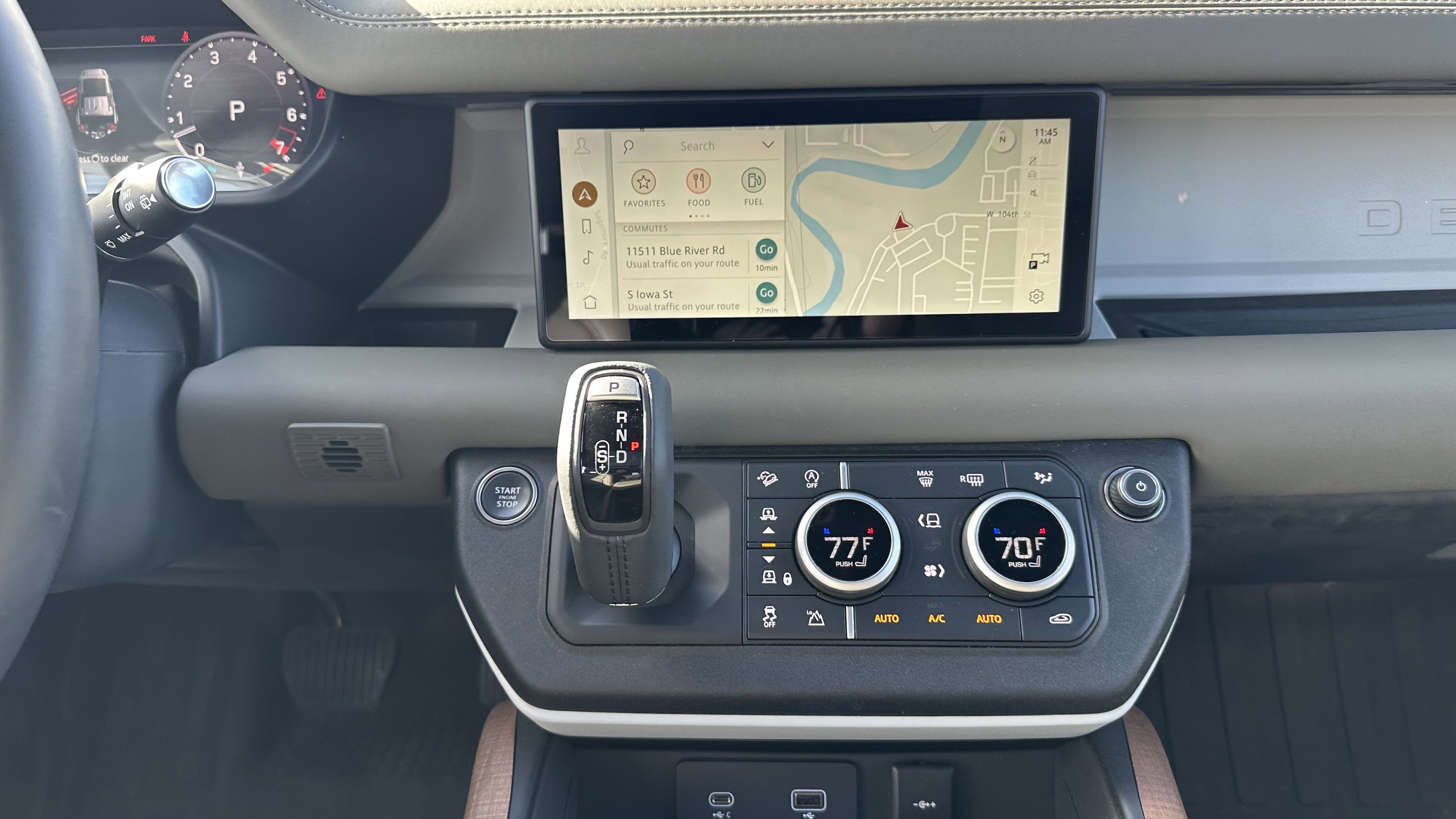 Used 2024 Land Rover Defender 110 X-Dynamic SE image 31