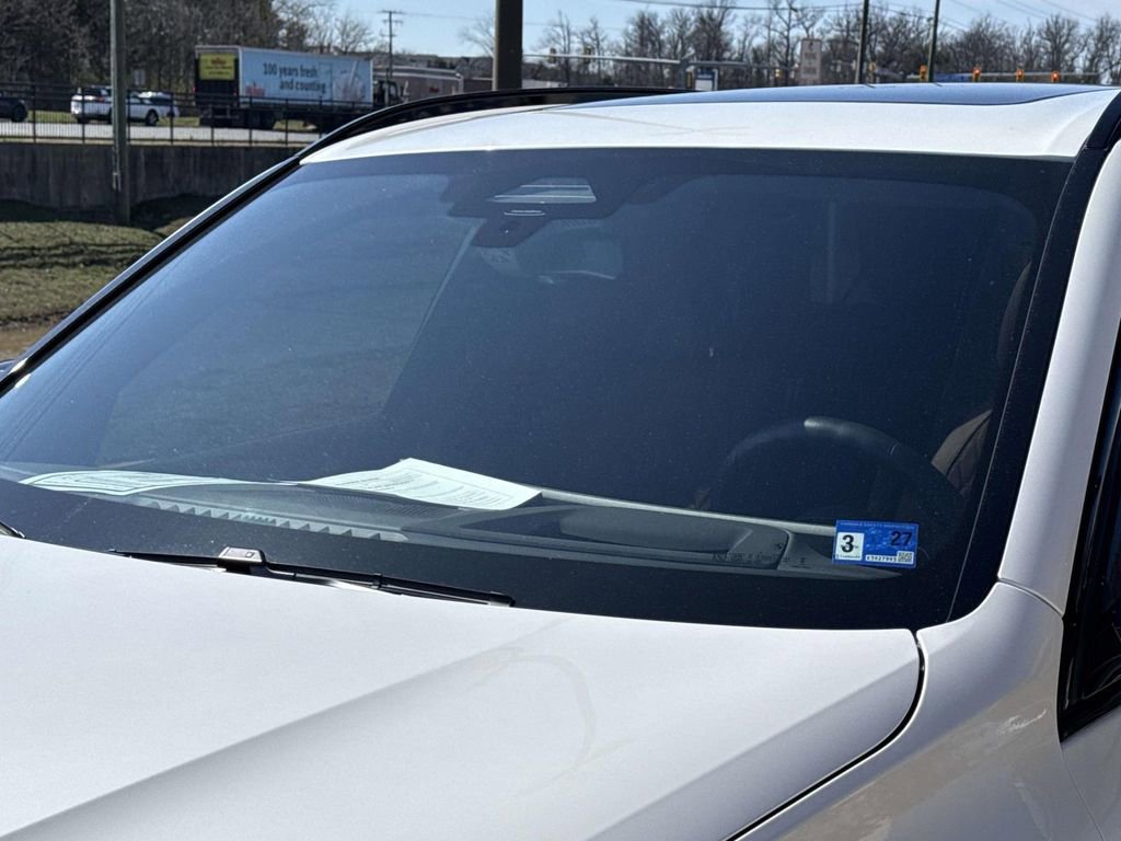 Used 2025 BMW X5 M60i w/ Climate Comfort Package image 14