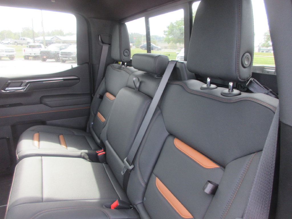 New 2026 GMC Sierra 1500 AT4 w/ AT4 Premium Package AWD/4WD image 16