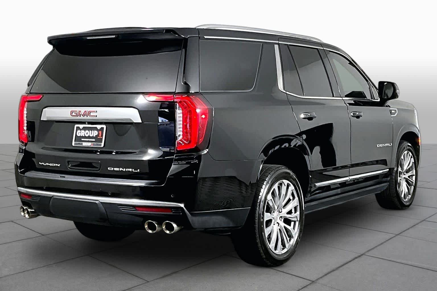 Used 2022 GMC Yukon Denali AWD/4WD image 11