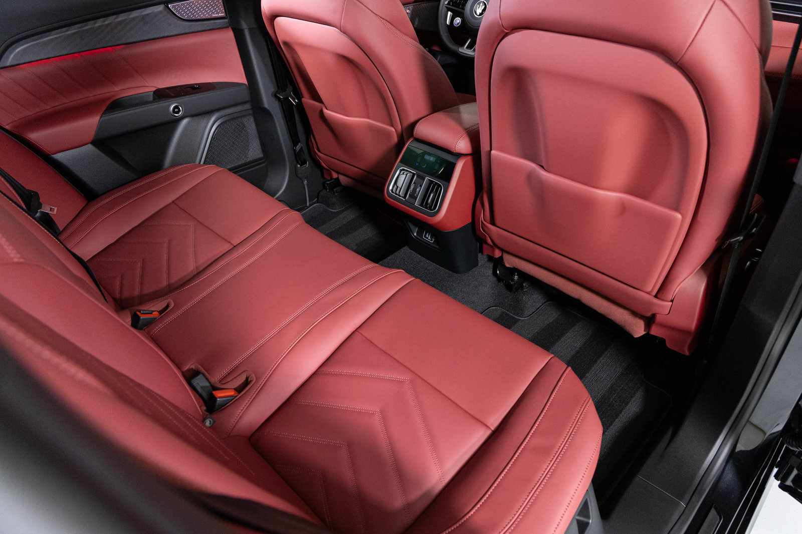 New 2026 Maserati Grecale Modena AWD/4WD image 36
