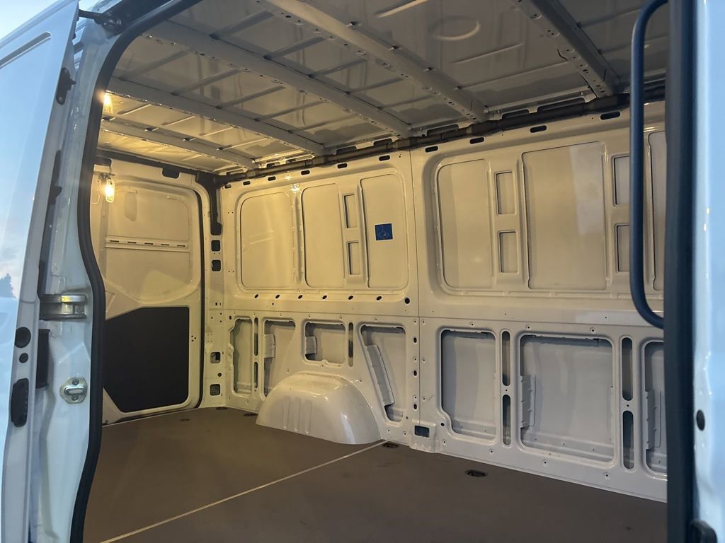 Used 2023 Mercedes-Benz Sprinter 144 Cargo image 17