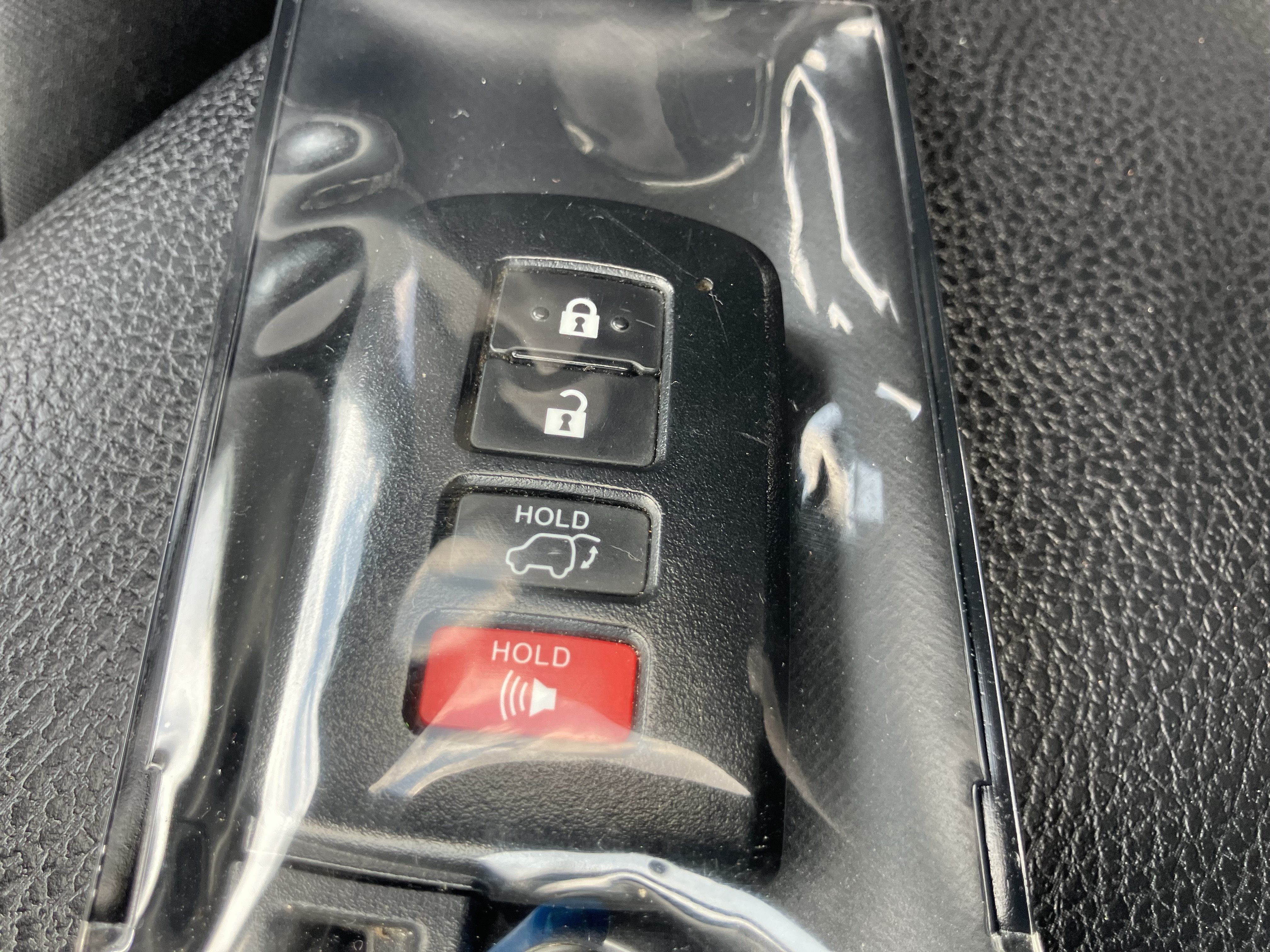 Used 2017 Toyota RAV4 XLE FWD image 38
