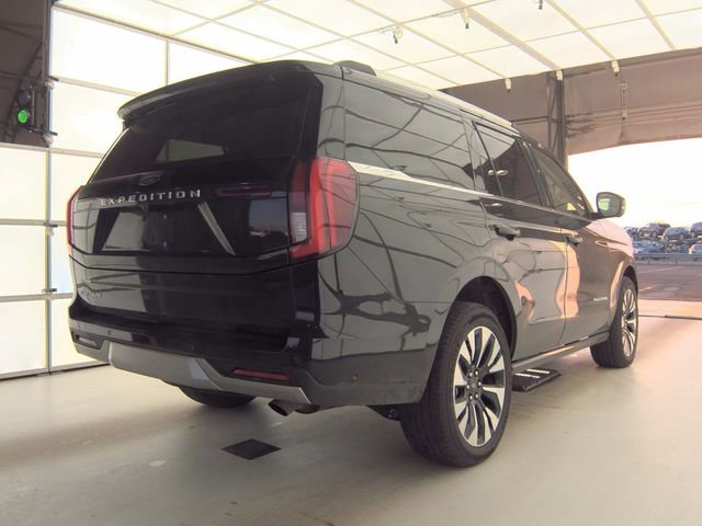 Used 2025 Ford Expedition Platinum w/ Driver's Package image 8