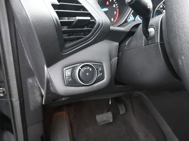 Used 2017 Ford Escape SE image 26