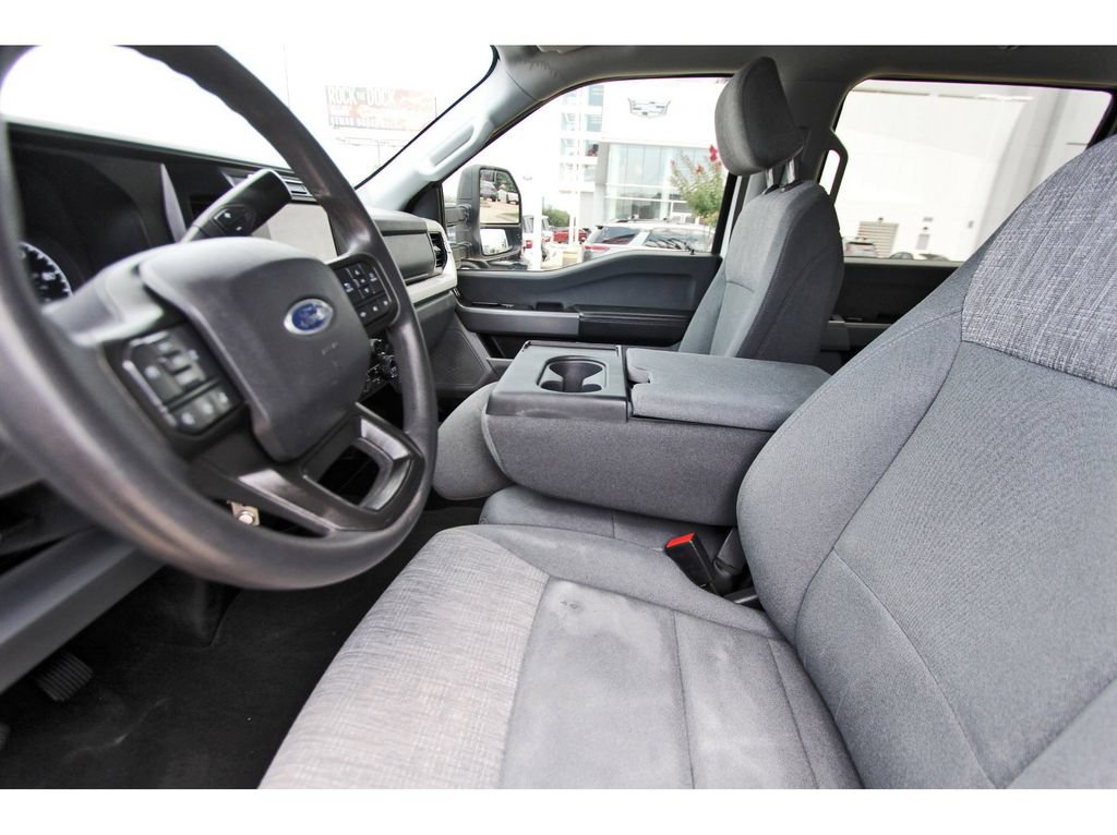 Used 2024 Ford F250 XLT w/ FX4 Off-Road Package AWD/4WD image 12