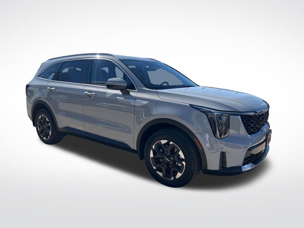 Certified 2025 Kia Sorento S AWD/4WD image 3