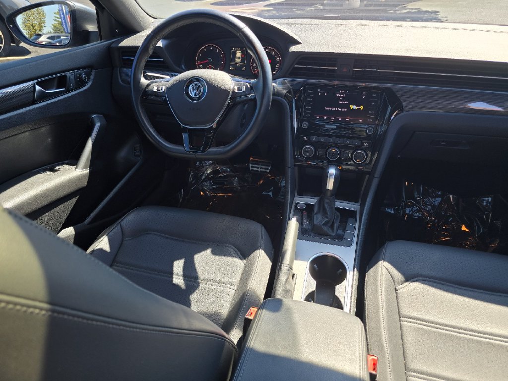 Used 2022 Volkswagen Passat 2.0T R-Line FWD image 29