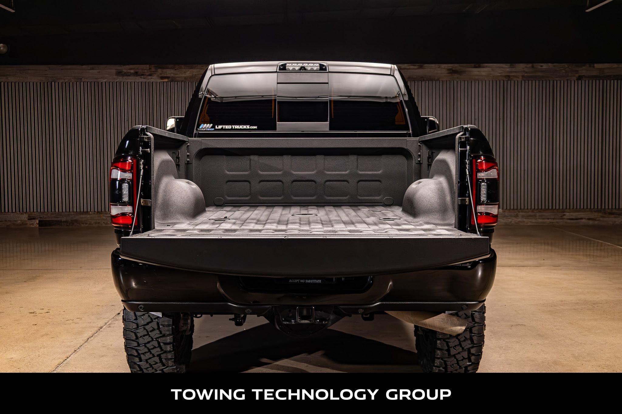 Used 2020 RAM 3500 Laramie image 9