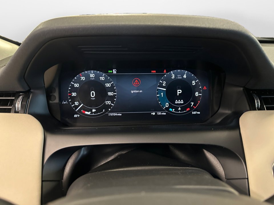 Used 2024 Land Rover Discovery Sport S image 13