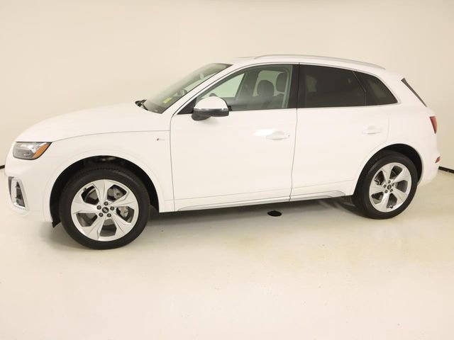 Certified 2022 Audi Q5 2.0T Premium Plus image 2