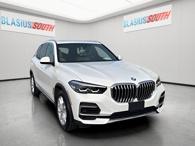 Used 2022 BMW X5 xDrive40i w/ Climate Comfort Package