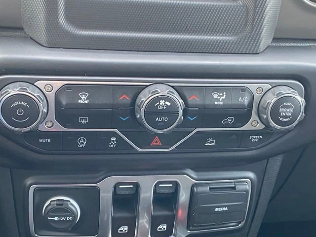 Used 2021 Jeep Wrangler Sport image 15